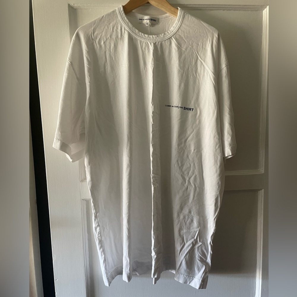 COMME DES GARÇONS Never Worn XL fits like XXL white tee oversized